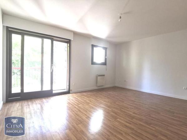 Location appartement Saint-Julien-en-Genevois (74160) 1 pièce 34.56m²