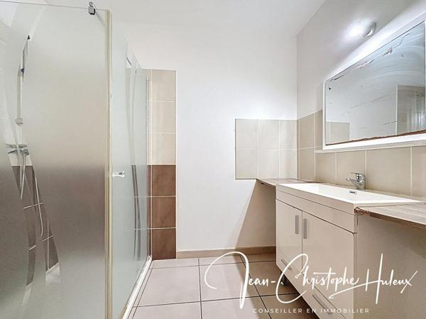 30230 Bouillargues - Maison de village 4 pièces de 90 m2 avec terrasse et garage