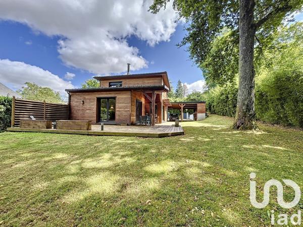 Maison 6 pièces de 168 m² à Saint-Georges-sur-Cher (41400)