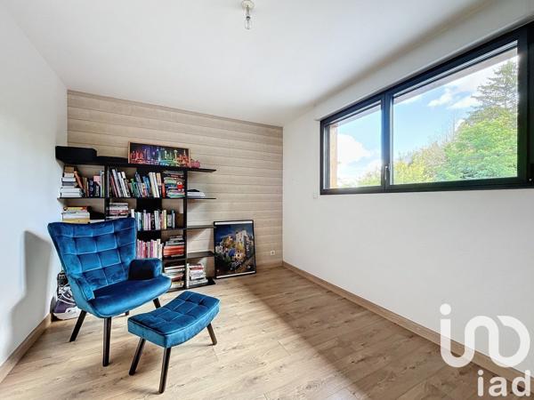 Maison 6 pièces de 168 m² à Saint-Georges-sur-Cher (41400)