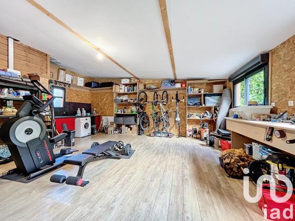 Maison 6 pièces de 168 m² à Saint-Georges-sur-Cher (41400)