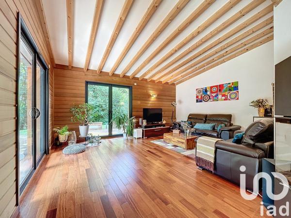 Maison 6 pièces de 168 m² à Saint-Georges-sur-Cher (41400)