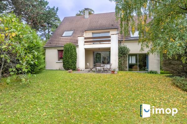 Grande maison de 136m² sur un terrain de 885m² sans vis-à-vis