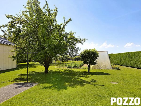 à vendre :Maison 5 chambres -à côté de PÉRIERS- à moins de 20 kms de la mer- sous-sol complet PERIERS