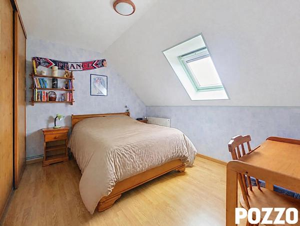 à vendre :Maison 5 chambres -à côté de PÉRIERS- à moins de 20 kms de la mer- sous-sol complet PERIERS