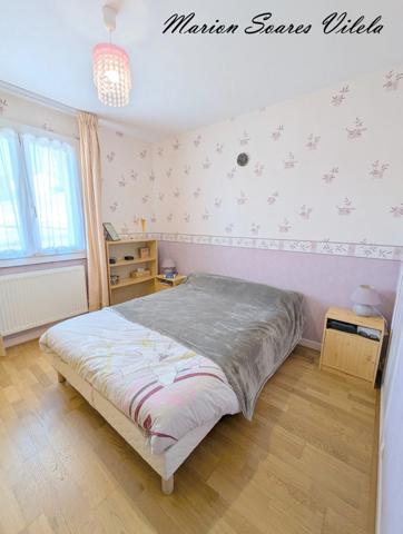 Cocon de 3 pièces, très bien entretenu avec sous-sol total semi-enterré.