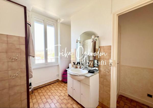 Appartement T3 avec Garage et greniers