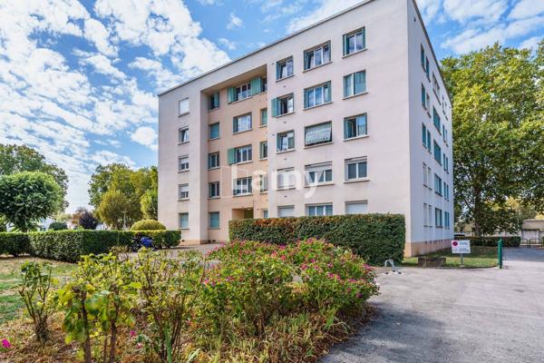 Appartement + annexe + parking
