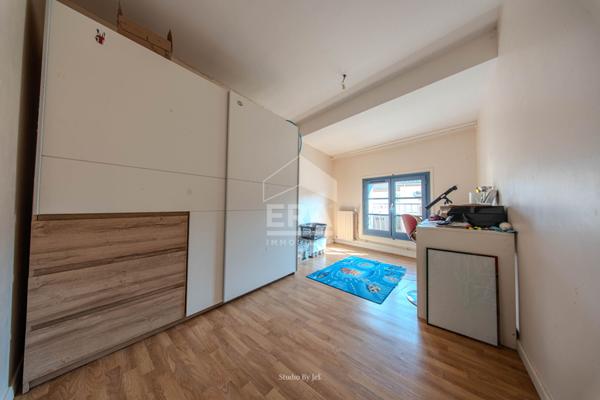 Immeuble Moissac LOUÉS - studio + T4