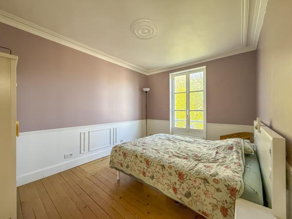 MAGNY-EN-VEXIN – Maison de Maître de caractère – 186 m² – 5 chambres – Centre-ville à pied