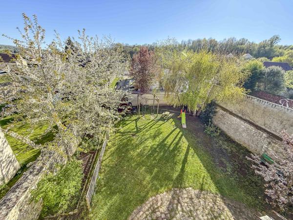 MAGNY-EN-VEXIN – Maison de Maître de caractère – 186 m² – 5 chambres – Centre-ville à pied