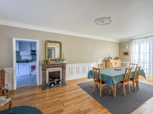 MAGNY-EN-VEXIN – Maison de Maître de caractère – 186 m² – 5 chambres – Centre-ville à pied