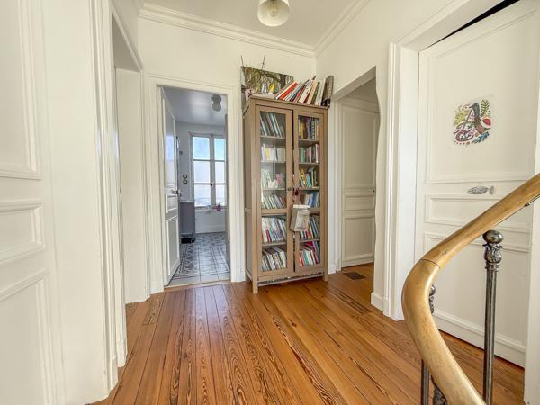 MAGNY-EN-VEXIN – Maison de Maître de caractère – 186 m² – 5 chambres – Centre-ville à pied