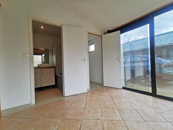 SOUS COMPROMIS. Maison La Montagne 4 pièce(s) 058 m2