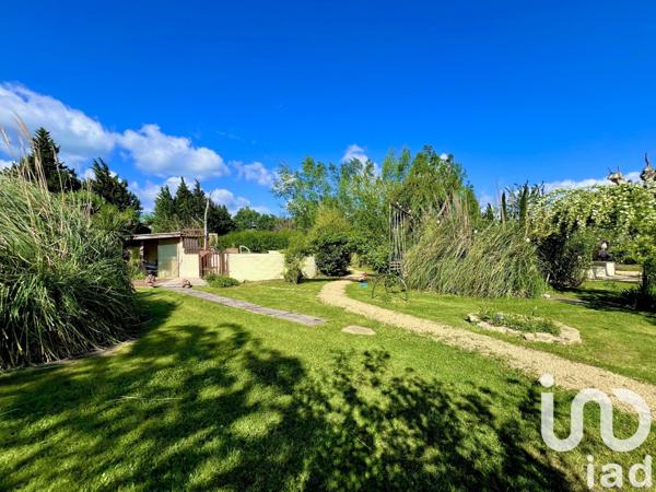 Mas 8 pièces de 249 m² à Sarrians (84260)