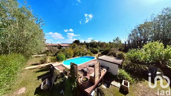 Mas 8 pièces de 249 m² à Sarrians (84260)