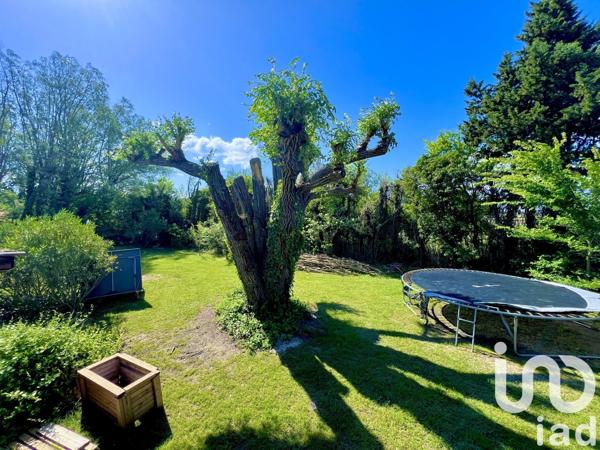 Mas 8 pièces de 249 m² à Sarrians (84260)