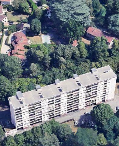 A ECULLY (69) EXCLUSIVITE APPARTEMENT 81 m² TRAVERSANT 3 CHAMBRES, BALCON, CAVE, 5ème étage ASCENSEUR