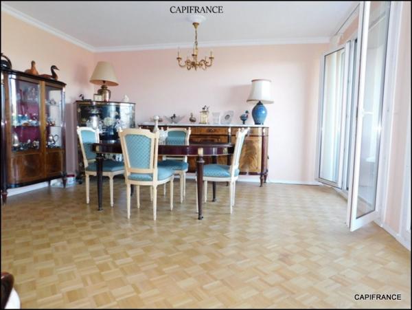 A ECULLY (69) EXCLUSIVITE APPARTEMENT 81 m² TRAVERSANT 3 CHAMBRES, BALCON, CAVE, 5ème étage ASCENSEUR