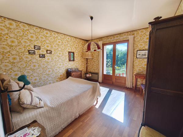 Grande propriété avec piscine couverte