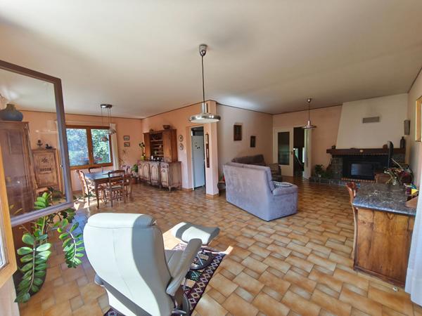 Grande propriété avec piscine couverte