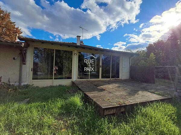 86530 CENON SUR VIENNE Maison de plain pied avec accès à la rivière