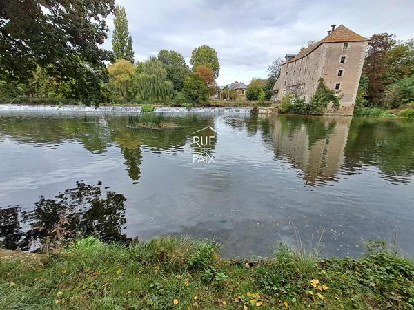 86530 CENON SUR VIENNE Maison de plain pied avec accès à la rivière