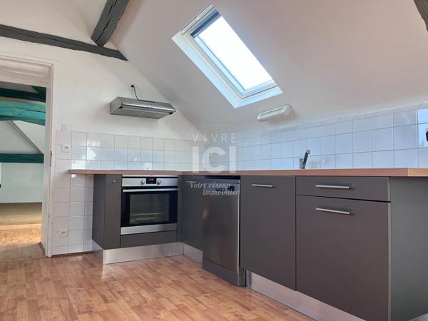 À LOUER DUPLEX T3 AVEC VUE SUR LA LOIRE 86m² au sol