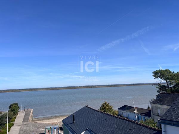 À LOUER DUPLEX T3 AVEC VUE SUR LA LOIRE 86m² au sol