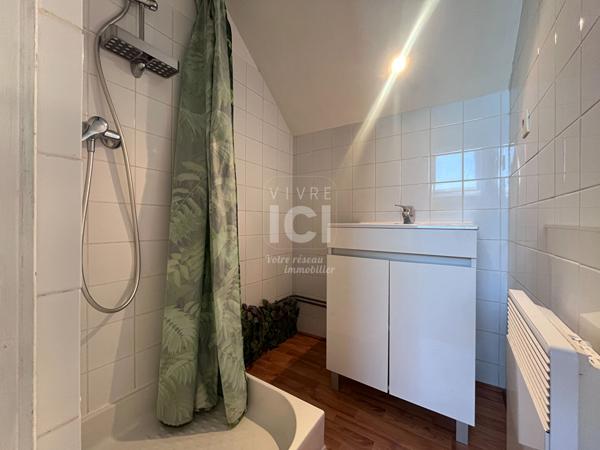 À LOUER DUPLEX T3 AVEC VUE SUR LA LOIRE 86m² au sol