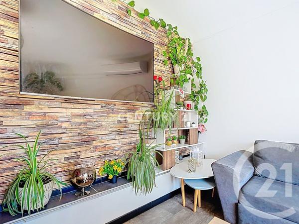 Appartement F4 à vendre  4 pièces - 74 m2 AUBAGNE - 13