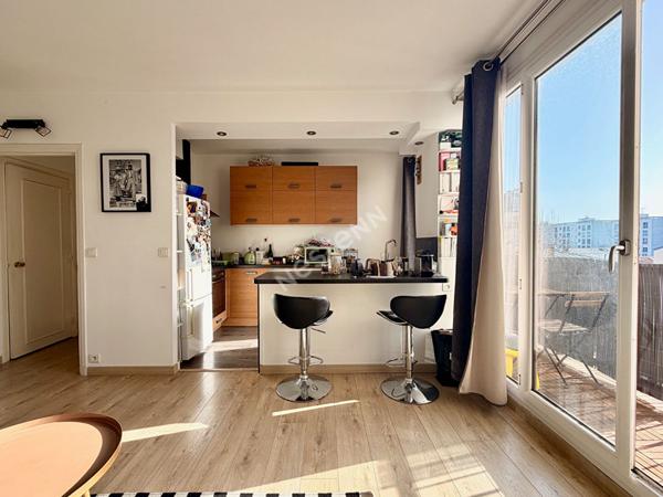 Asnieres Gare 2 pièces 43 m2 avec balcon