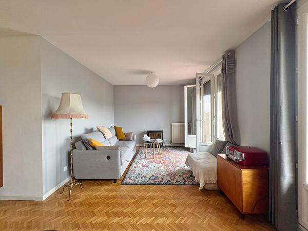 Appartement Villeurbanne 4 pièce(s) 77.24 m2
