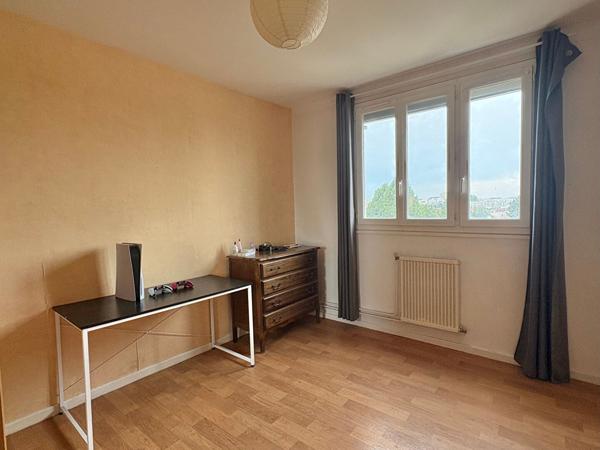 Appartement Villeurbanne 4 pièce(s) 77.24 m2