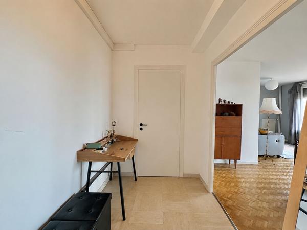 Appartement Villeurbanne 4 pièce(s) 77.24 m2
