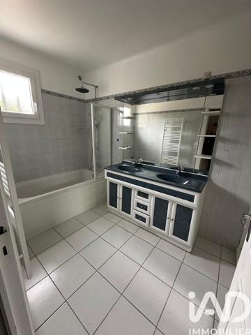 Maison à vendre 4 pièces 164 m² Mazan