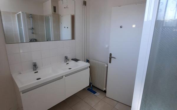 Appartement à louer    4 pièces • 92,41 m2 Clamart