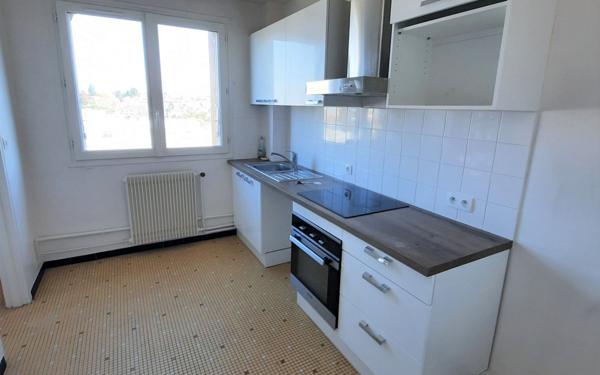 Appartement à louer    4 pièces • 92,41 m2 Clamart