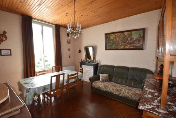 Dpt Nièvre (58), à vendre CERCY LA TOUR appartement T3
