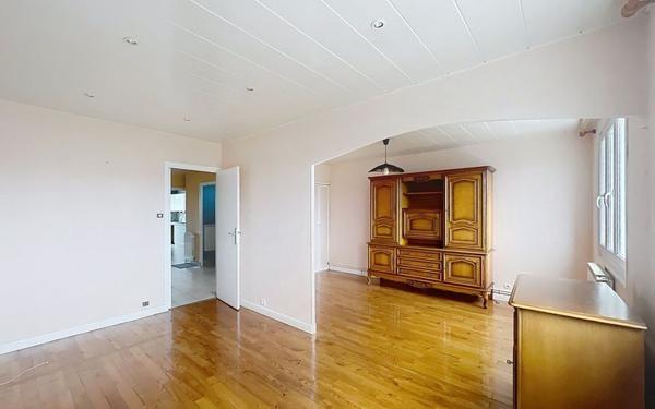 Appartement à vendre    3 pièces • 60,22 m2 Bourg-lès-Valence