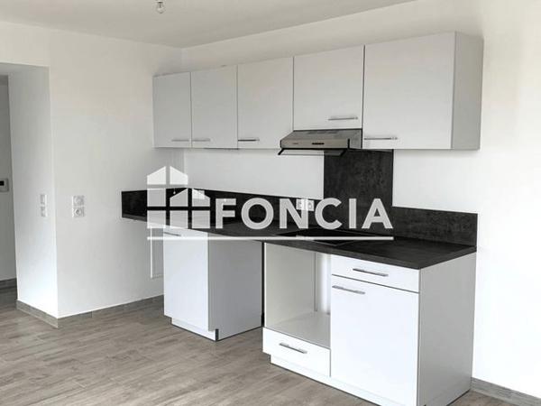 Location Appartement 4 pièces 74.3 m² - 20 - 22 RUE PIERRE CURIE Bezons 95870