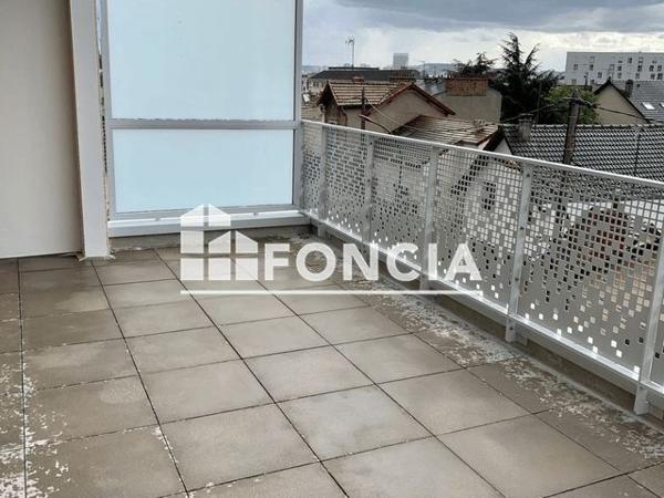 Location Appartement 4 pièces 74.3 m² - 20 - 22 RUE PIERRE CURIE Bezons 95870