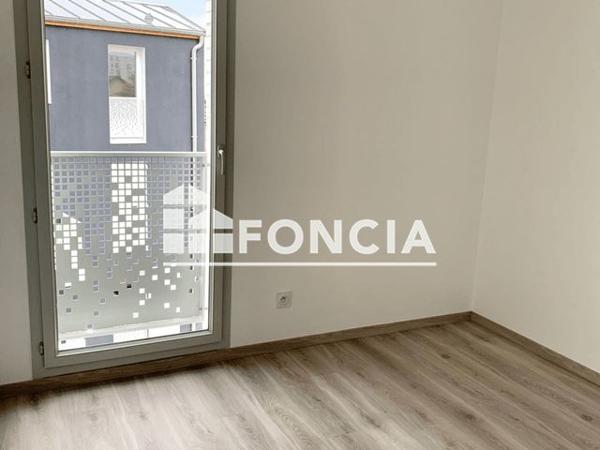 Location Appartement 4 pièces 74.3 m² - 20 - 22 RUE PIERRE CURIE Bezons 95870