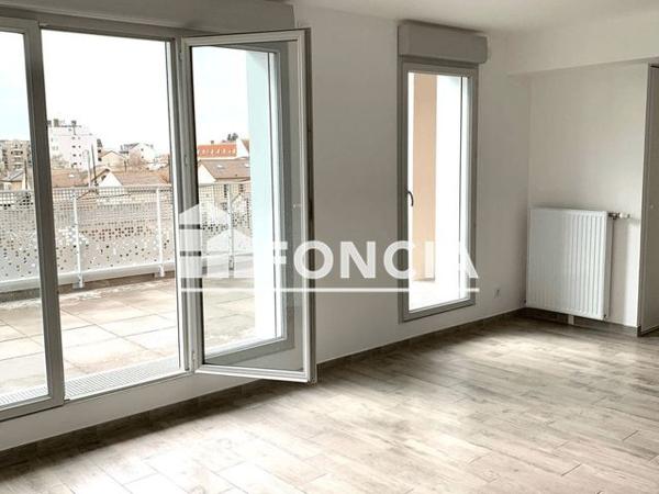Location Appartement 4 pièces 74.3 m² - 20 - 22 RUE PIERRE CURIE Bezons 95870