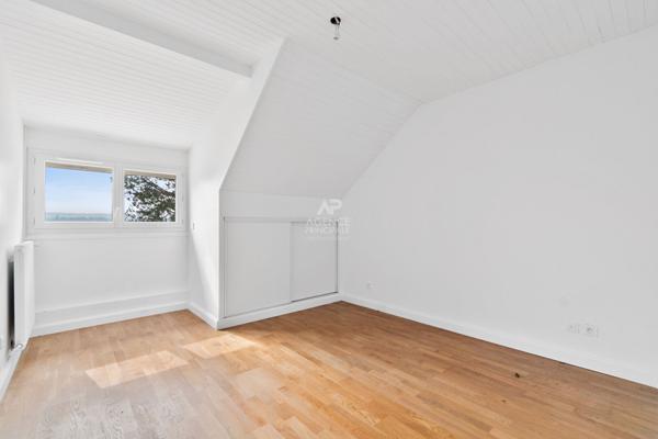 Maison Chambourcy 9 pièce(s) 207m2 €1 260 000 ** - Référence 17145