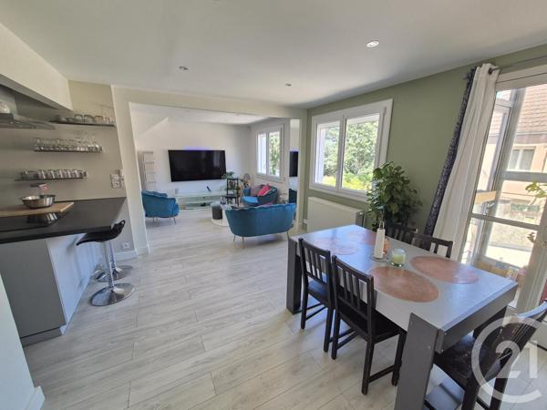 Maison à vendre  6 pièces - 105,61 m2 ST FONS - 69