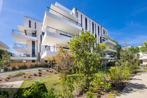 Marseille 8e – À deux pas du parc Borély et de la mer, exceptionnel T4 de 162 m² au dernier étage avec terrasse et 2 box