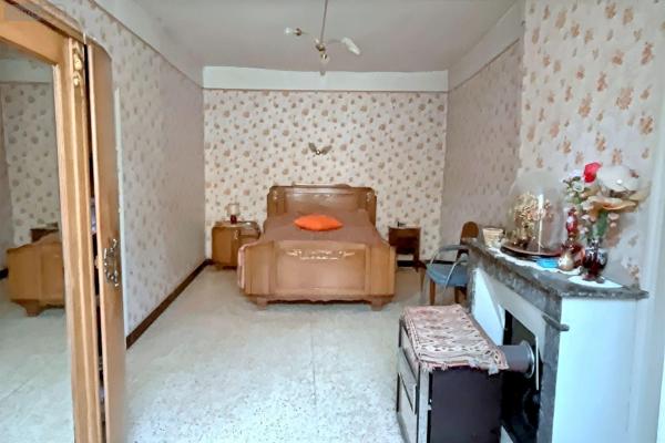 Maison de ville à vendre à Avallon dans l'Yonne (89200), ref : 89099/140701 Centre Ville Maison de ville à vendre à Avallon dans l'Yonne (89200), ref : 89099/140701 Centre Ville