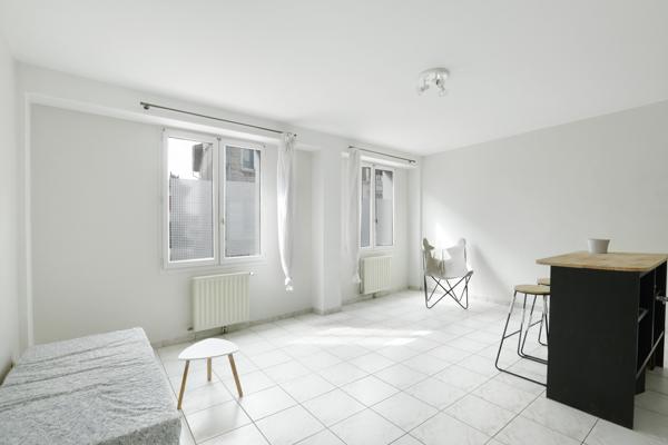 Appartement rénové Gare de Miribel