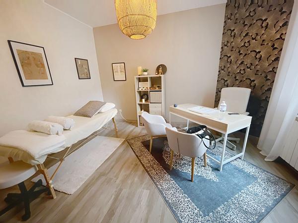 EXCLUSIVITÉ VILLENEUVE D'OLMES MAISON RÉNOVÉE AVEC JARDIN SANS TRAVAUX